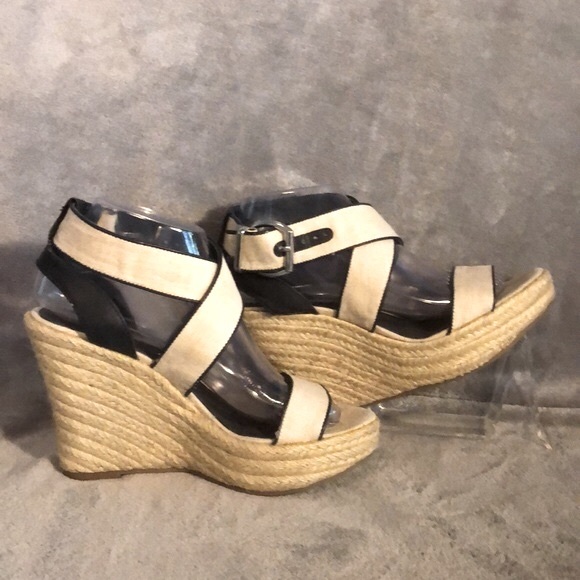Jessica Simpson Linen Criss Cross Platform Wedges - Picture 9 of 15
